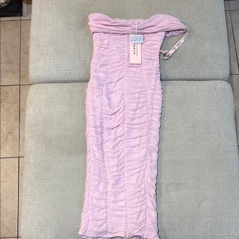 Elegant Light Pink Ruched Strapless Dress